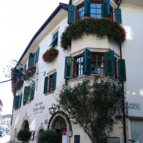 Weißes Rössl, viešbutis mieste Apiano sula Strada del Vinas