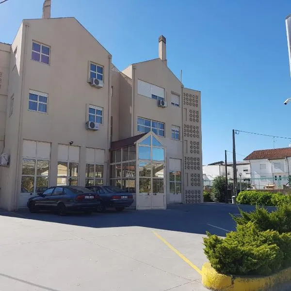 Hotel Brites, hotel in Chaves