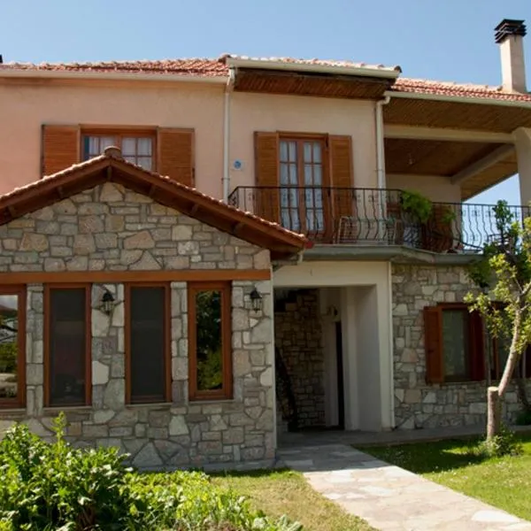 To Balkoni tis Limnis Plastira, hotel v destinaci Neochori