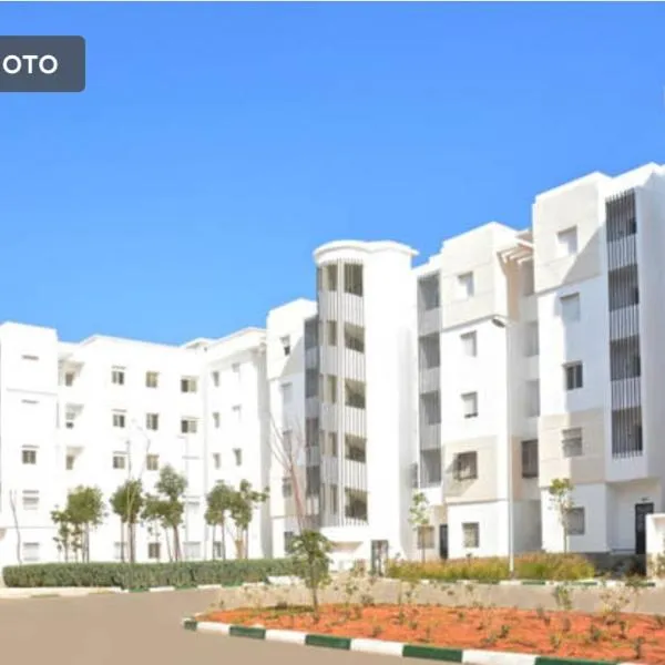 Appartement in Casablanca close to the beach, hotel v destinaci Casablanca