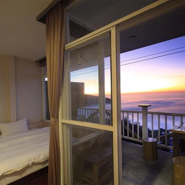 Sky lounge B&B, hotel v destinaci Zhushan