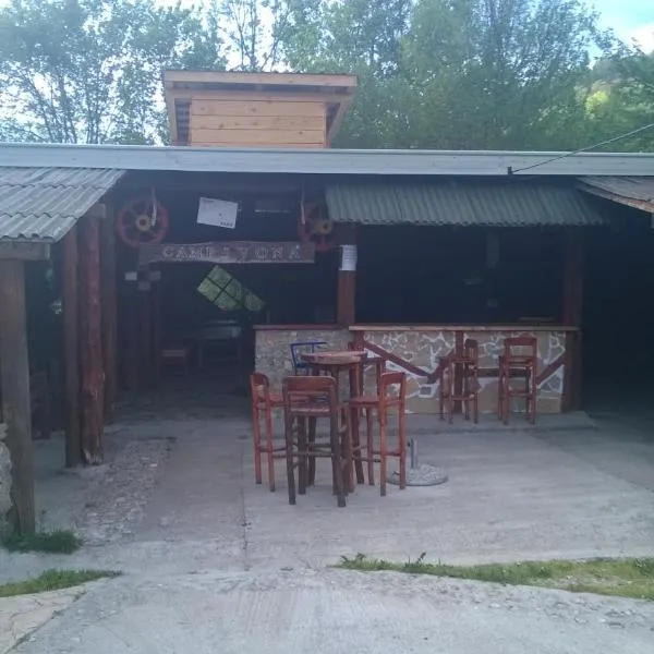 Bungalows Ivona, hotel in Bastasi