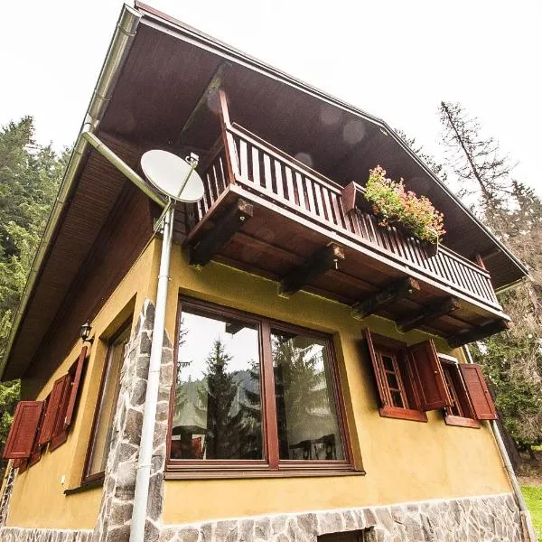 Ujastraba, hotel v destinaci Východná