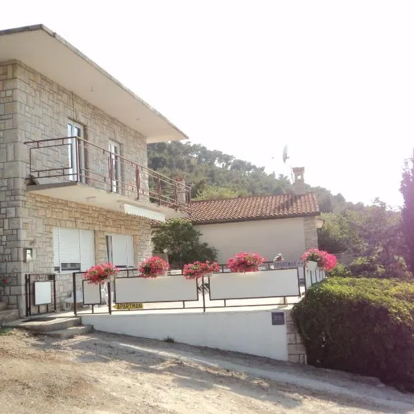 Apartmani Cobanov Josipa, hotel v destinaci Grebaštica