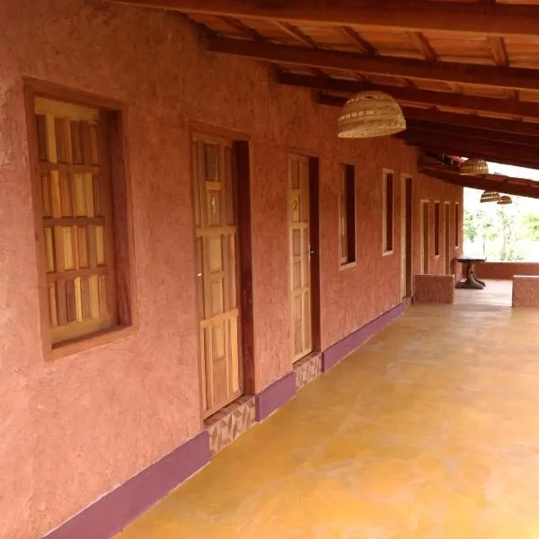 Pousada Camping das Águas, hotel v destinaci Pirenópolis