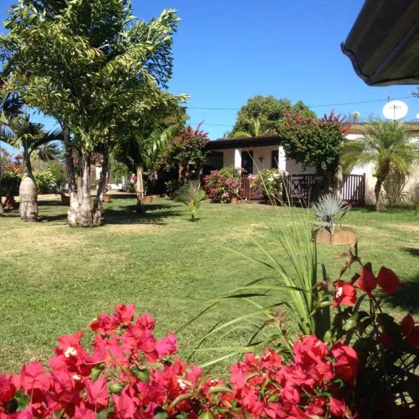 Le bungalow des bougainvilliers, hotel v destinaci Ducos