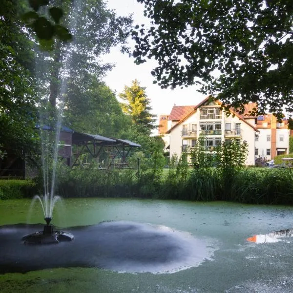Hotel & Restaurant Am Alten Rhin, hotel v destinaci Neuruppin
