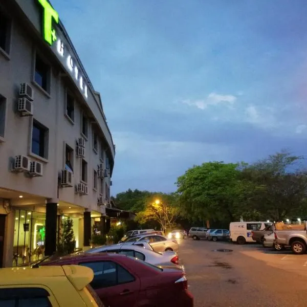 Viesnīca T+ Hotel Sungai Petani pilsētā Sungai Petani