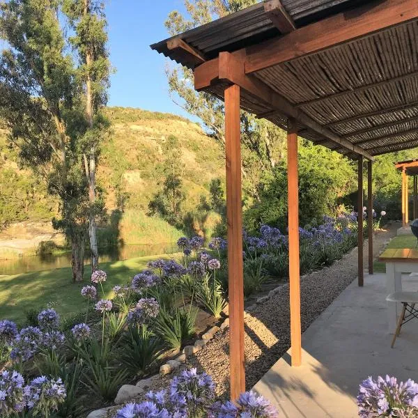 Riversong Cottages, hotel v destinaci Addo