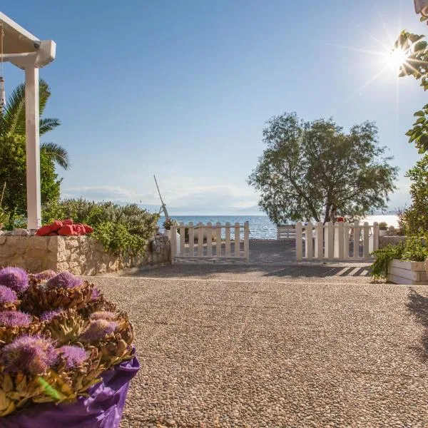 Anastasias Apartments, hotel v destinaci Íria