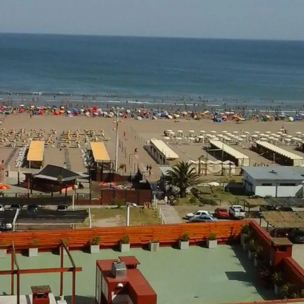 Necochea Frente al Mar, hotel in Necochea