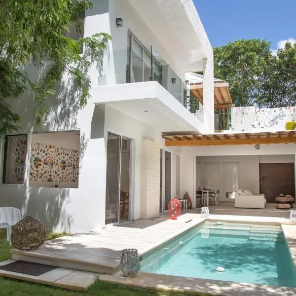 Luxury Private Villas , Private Pool, Private garden, Jacuzzi, 24hours security, hotell i Tulum