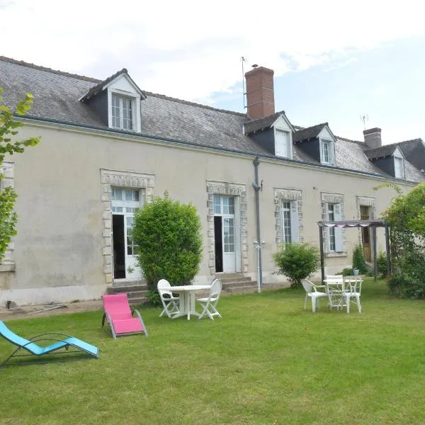 Aurore de Beaufort, hotel di Saint-Martin-le-Beau