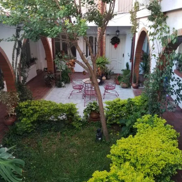 Linda Casa Acogedora, hotel u gradu Tarija