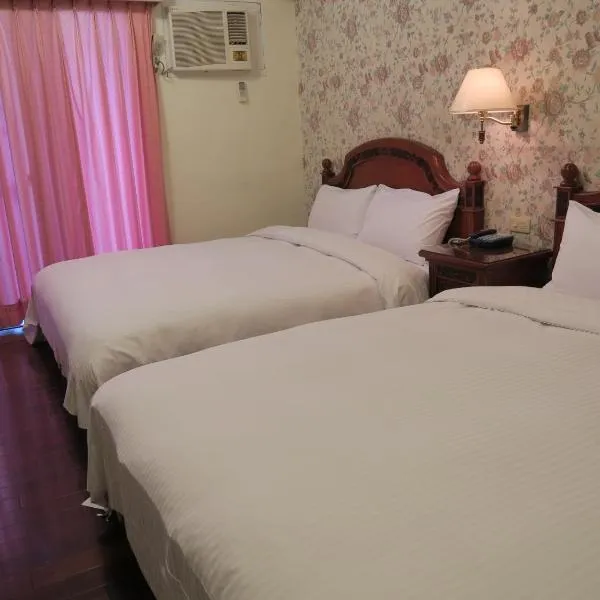 Champagne Hotel, hotel in Jiaoxi