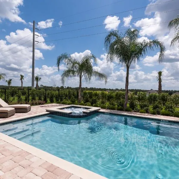 Luxury Dreams Disney Home with Private Pool and Spa, hotel in Loughman