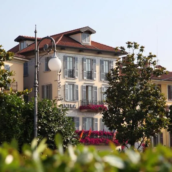 Intra Hotel, hotel din Verbania