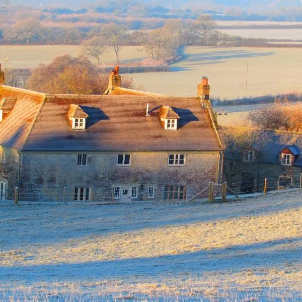 Cools Farm B&B + Cottages, hotel v destinaci East Knoyle