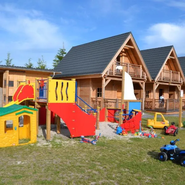 Domki Zacisze Łeby, hotel v destinaci Leba