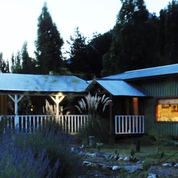 Las Pitras Lodge, hotel em Epuyén