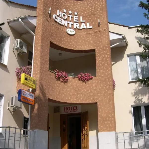 Central Hotel – hotel w mieście Soroki