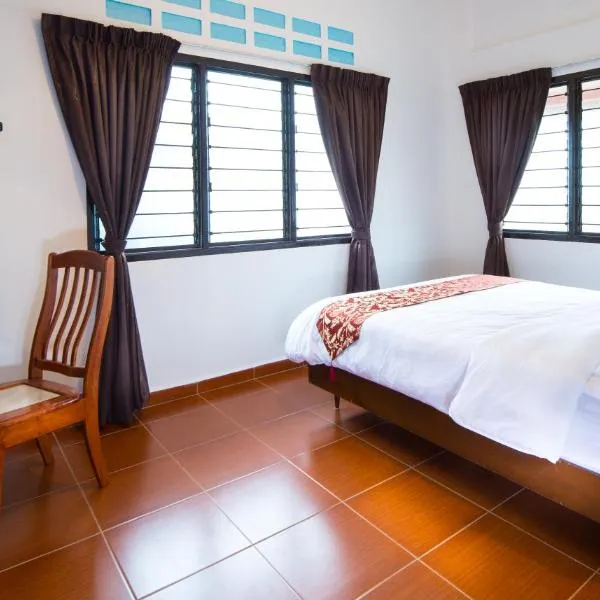 SingVillage Holiday House, hotel en Kampong Tenglu Besar