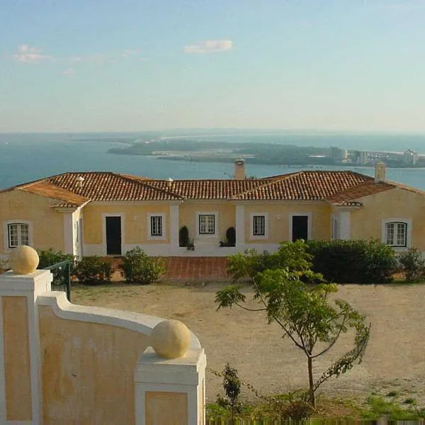 Ha Mar ao Luar – hotel w mieście Villa Nogueira