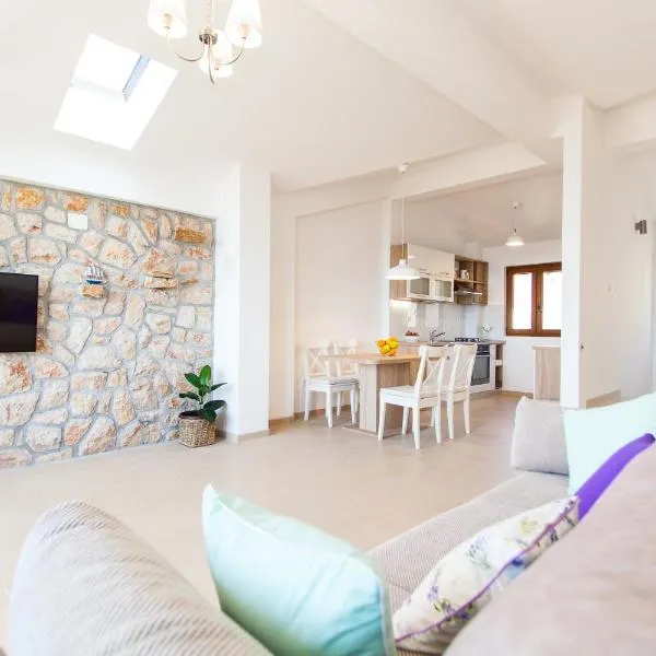 Deluxe Villa Nina, hotel in Novi Vinodolski