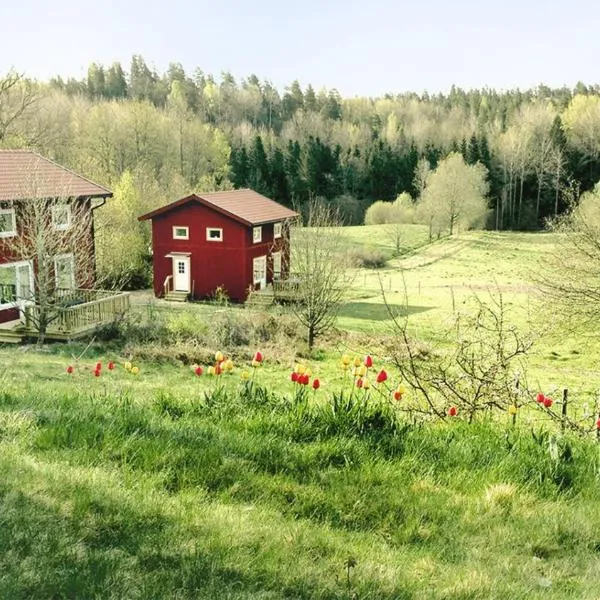 Häradssätter Gård, готель у місті Lövbäcken