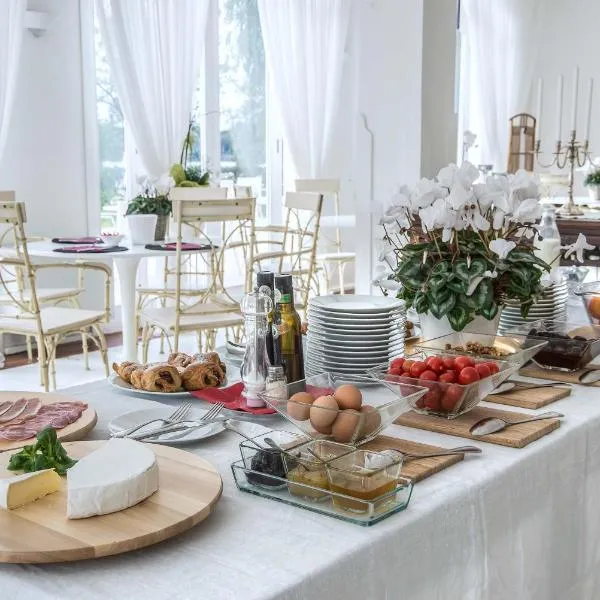 Il San Francesco Charming Hotel, hotel v destinaci Sabaudia