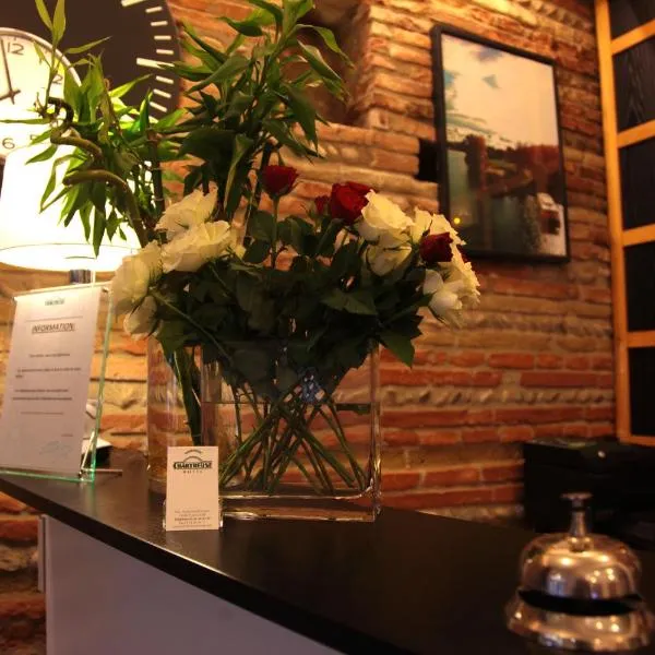 Hôtel La Chartreuse, hotel v destinácii Toulouse