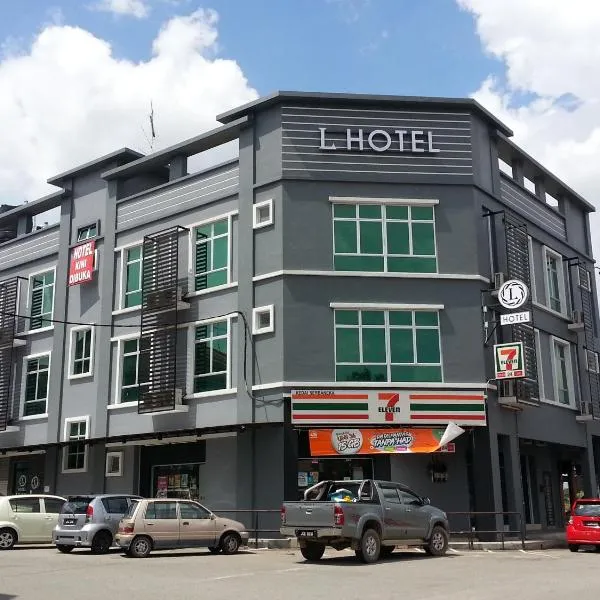L Hotel, hotel in Kampong Parit Tengah