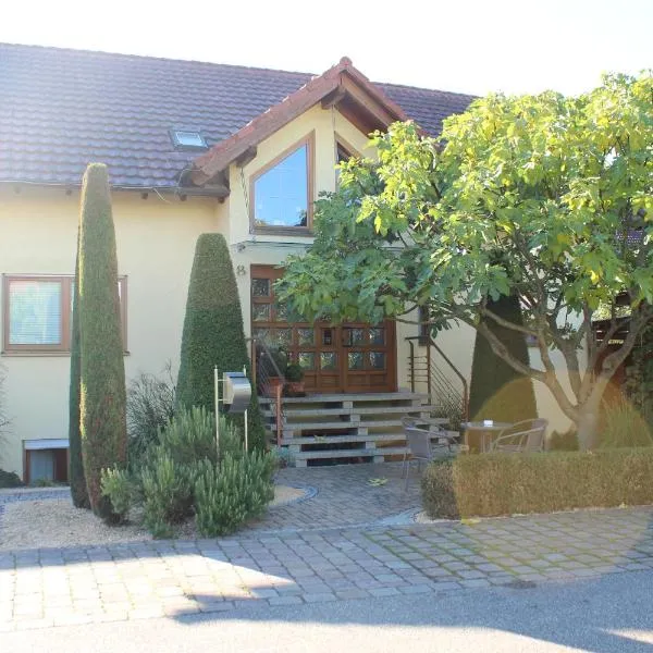Gästehaus Kril, hotel em Rust