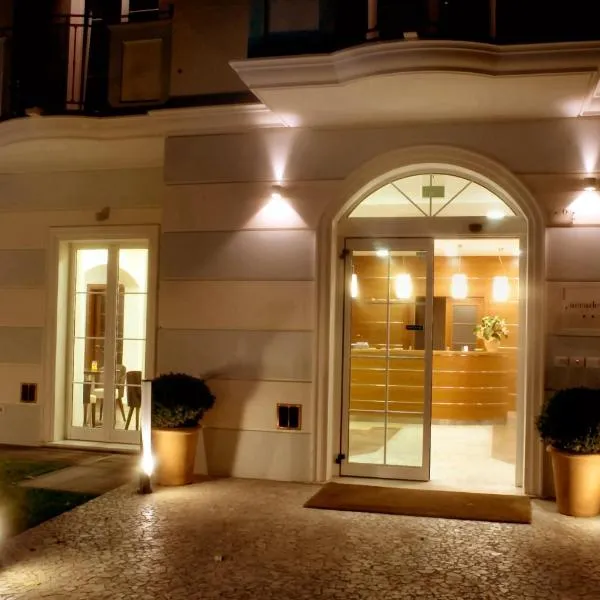 Accademia Hotel, hotel v Riminiju