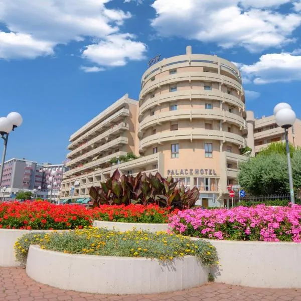 Hotel Palace, hotel v mestu Marzocca di Senigallia