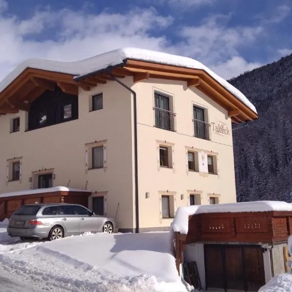 Haus Talblick, hotel v destinaci Curon Venosta