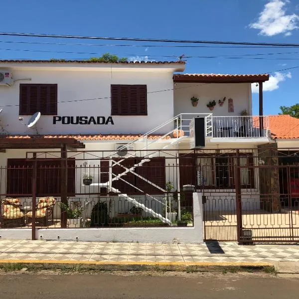 Pousada Olena, hotel u gradu Estância Teixeira