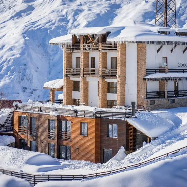 Hotel GoodAura, ξενοδοχείο σε Gudauri