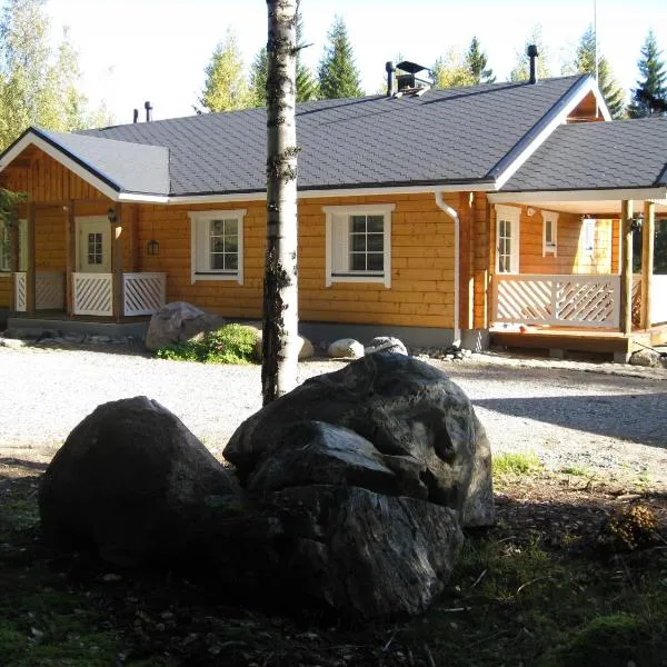 Kuusitorppa โรงแรมในPajujärvi