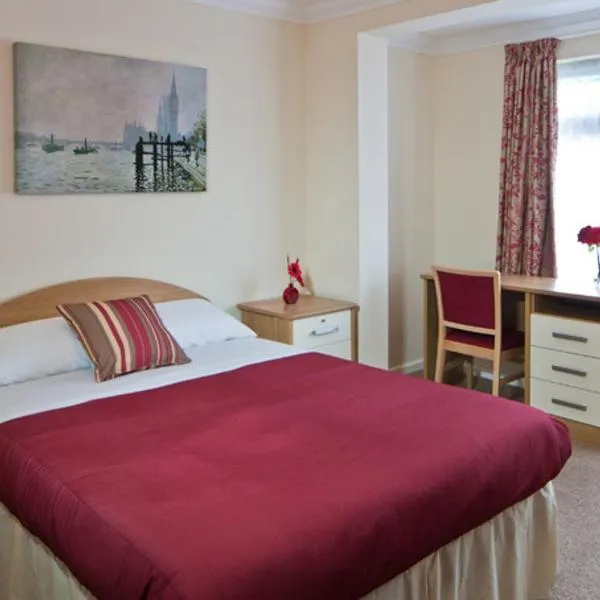 Montrose Guest House, hotel in Romford