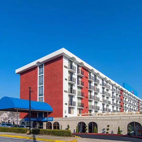 Motel 6 Atlanta GA Atlanta Airport Virginia Ave، فندق في أتلانتا
