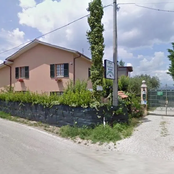 Bed&Breakfast Giardino Agritourist – hotel w mieście Controguerra