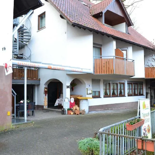 Gaestehaus Tagescafe Eckenfels, hotel in Ohlsbach