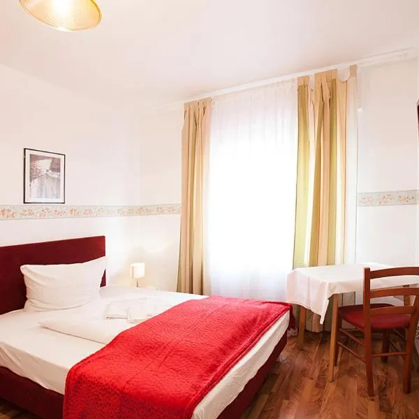 Pension Jasmin, hotel v destinaci Pforzheim