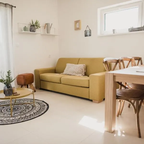 Apartmán Dunajky, hotel in Dolní Dunajovice