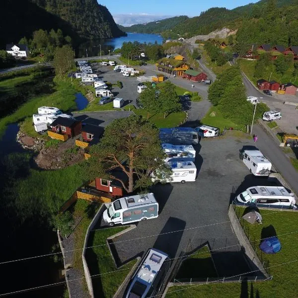 Bratland Camping, hotel in Holmefjord