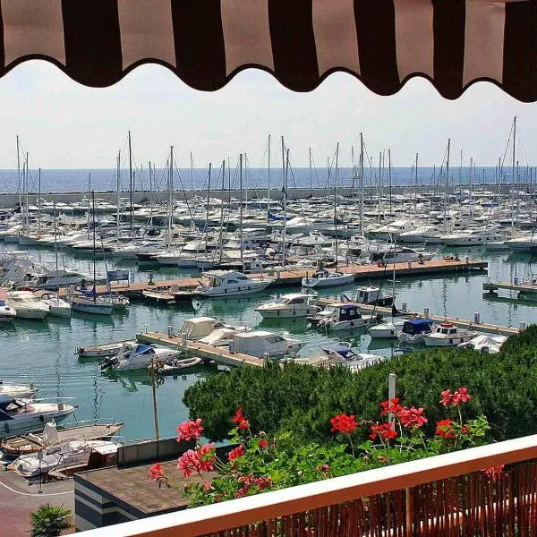 Hotel Ancora Riviera, hotel Lavagnában