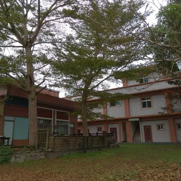 Dong Li Tea Homestay, hotel v destinaci Ruisui