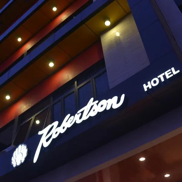 Robertson Hotel, hotel v destinaci Naga