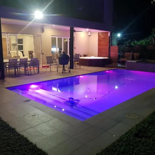 Umhlanga Lodge, hotel in Durban